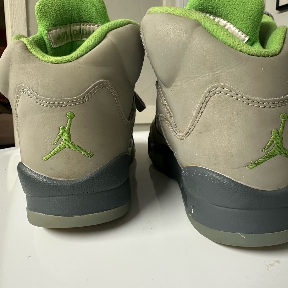 Jordan Kids Shoes - Gray and Green